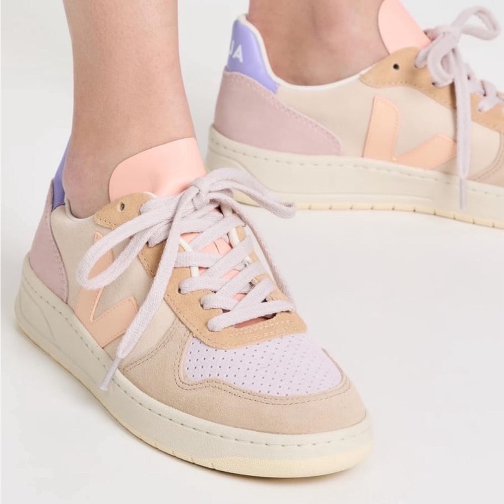 Veja 
V-10 sneakers 
New in box 
Size 35 
Us size 34 
Multi peach color
